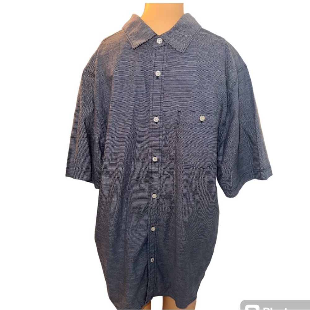 The North Face Mens Button Down Blue/White Short Sleeve Shirt,‎ Size L